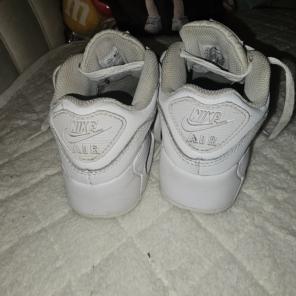 Nike Air Max 90 Kids Classic White/White Sneakers 13.5C Unisex style Kids shoes - Picture 5 of 11